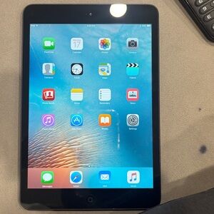 Apple iPad Mini 1st Generation 16gb